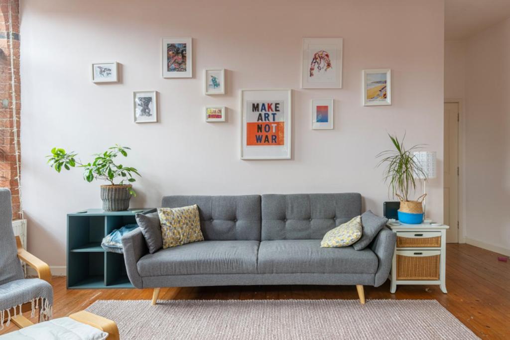 5 Mins Walk From Centre, Spacious City Apt, Open-Plan 노팅엄 외부 사진